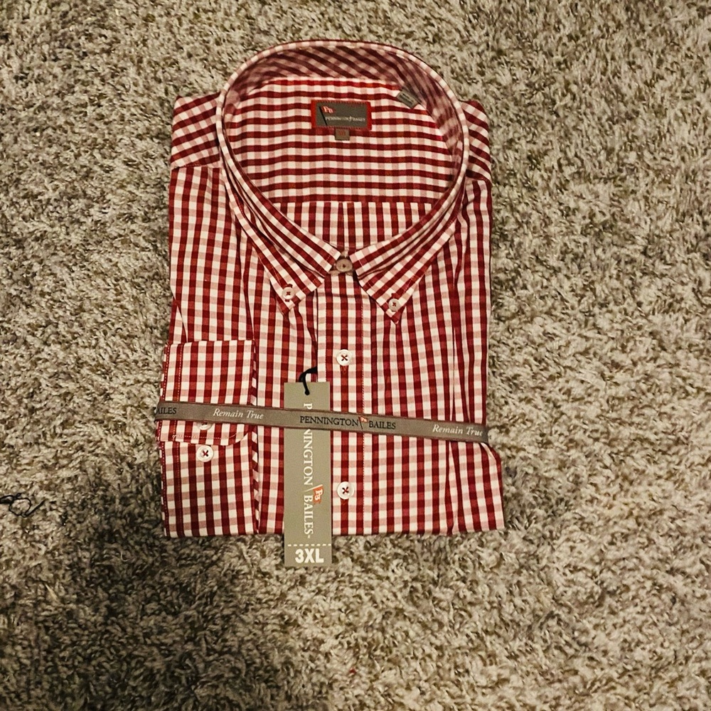 Penningtons Red and White Checkered Men's Button Down Shirt